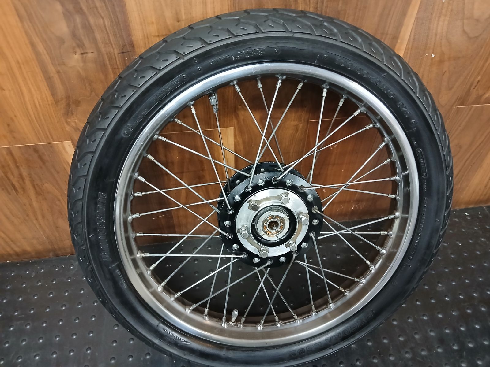 カワサキ W3 DID製フロントホイール 19インチ 650-RS 昭和48年 実動車両 W2TT W1SS ダブサン マッハMACH W1SA 旧車絶版 Z 動画あり