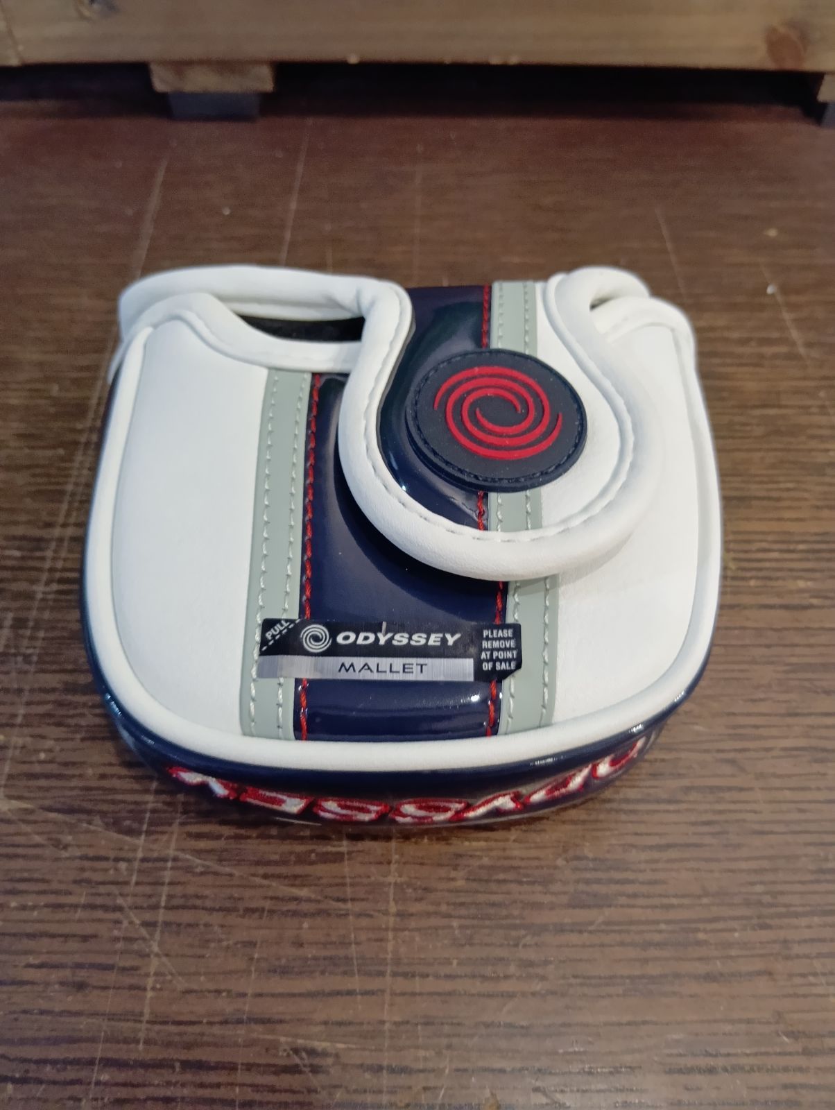 ODYSSEY TRI-BEAM 12 パター　34インチ TRI-BEAM TWELVEパター | TRI-BEAM | PUTTERS | ODYSSEY