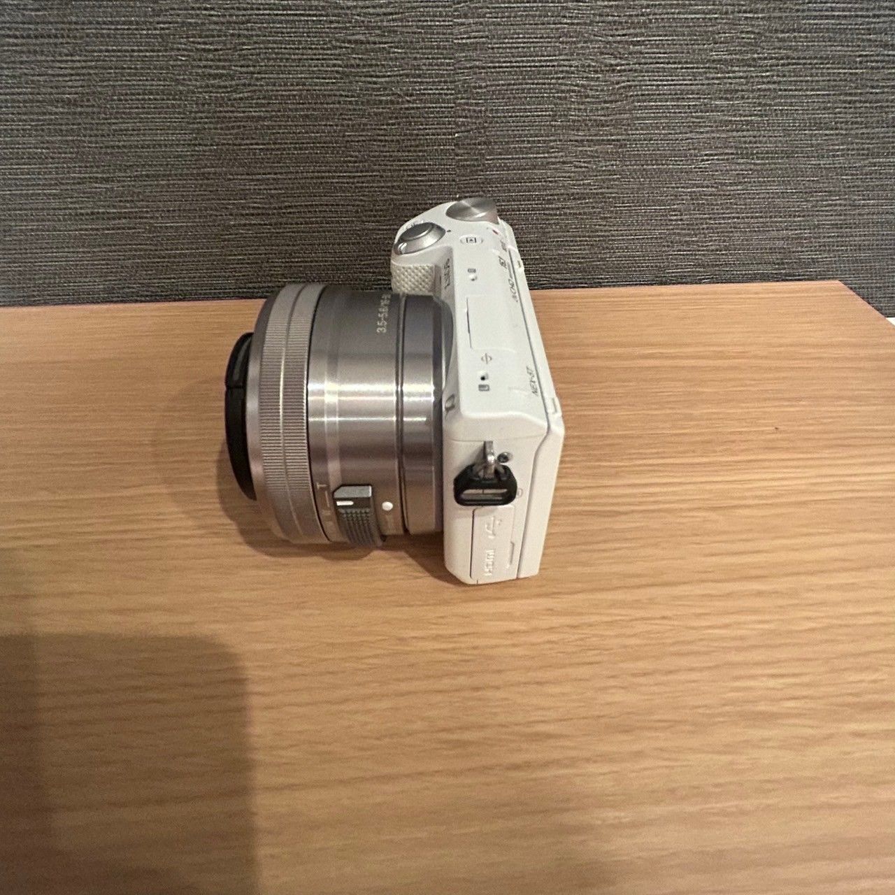 SONY NEX-5T デジタルカメラ E 16-50mm NEX-5T | デジタル一眼カメラα（アルファ） | ソニー