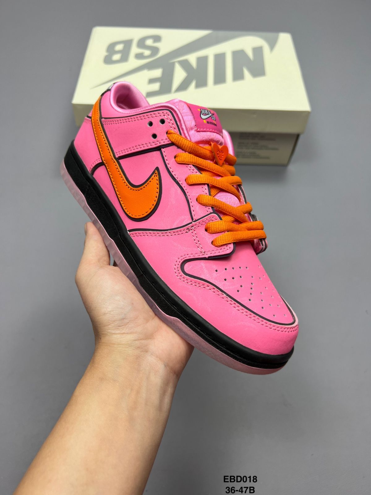 The Powerpuff Girls x Nike Dunk SB Low  FD2631-600