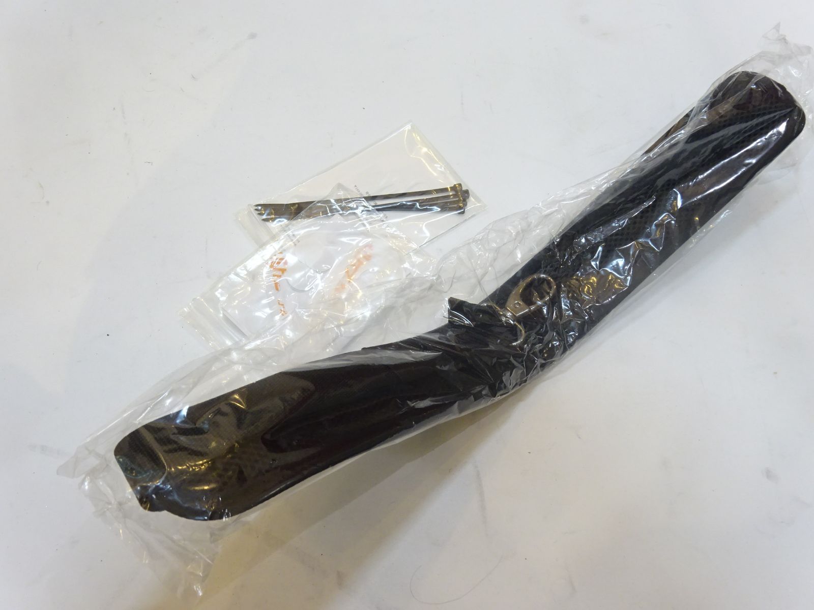 C.C.シャイニー フルート用ケースカバー パウダーレッド 西巣鴨 WWW_TRAVELLANDINDIA_COM