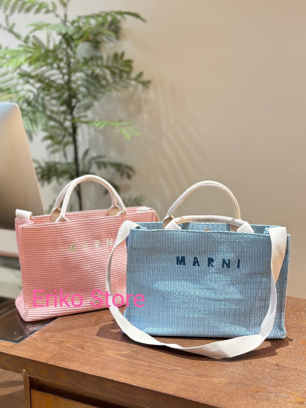 新品未使用 MARNI マルニ トートバッグかごバックスモール ショルダー付き