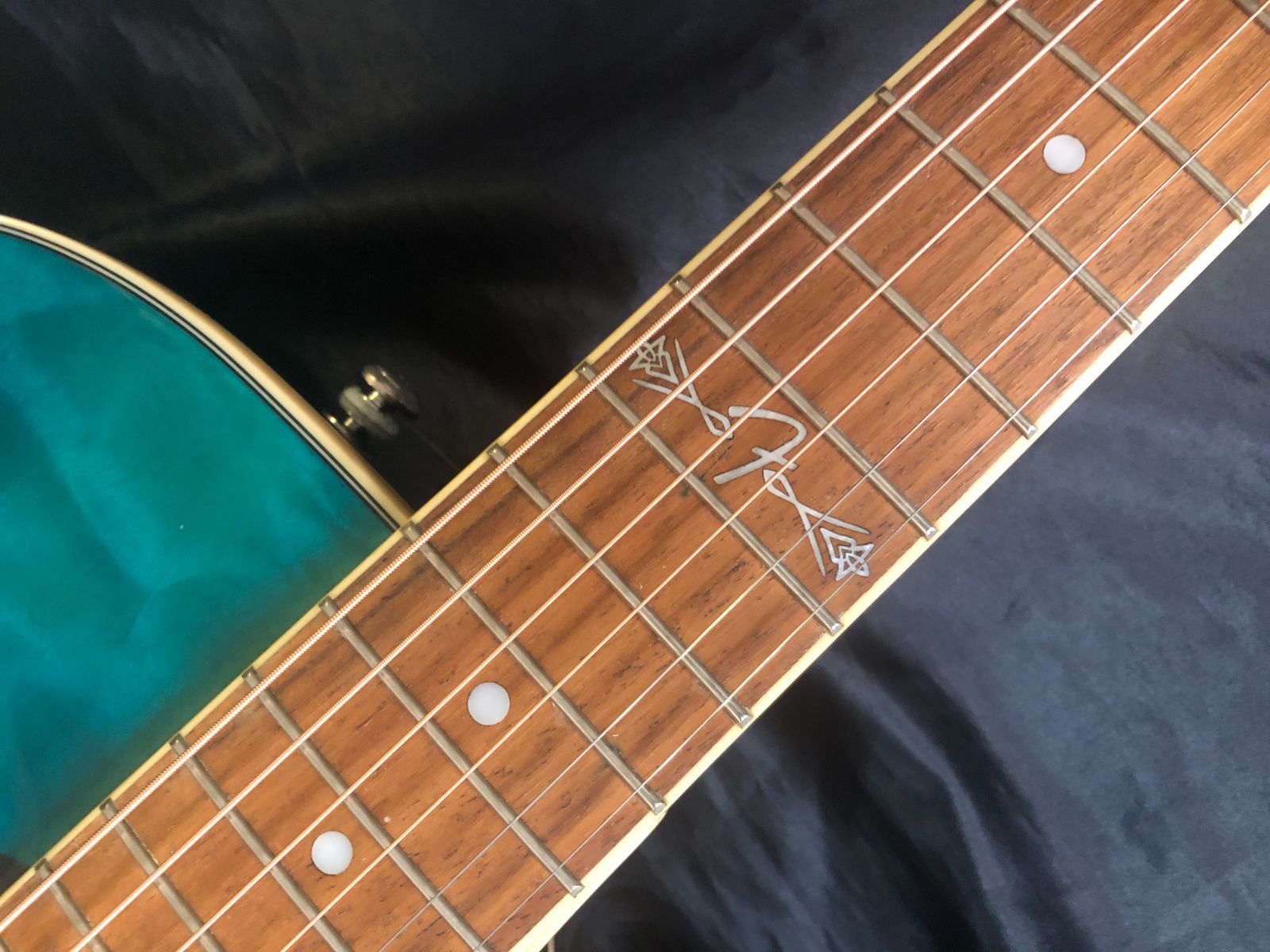 Fender |