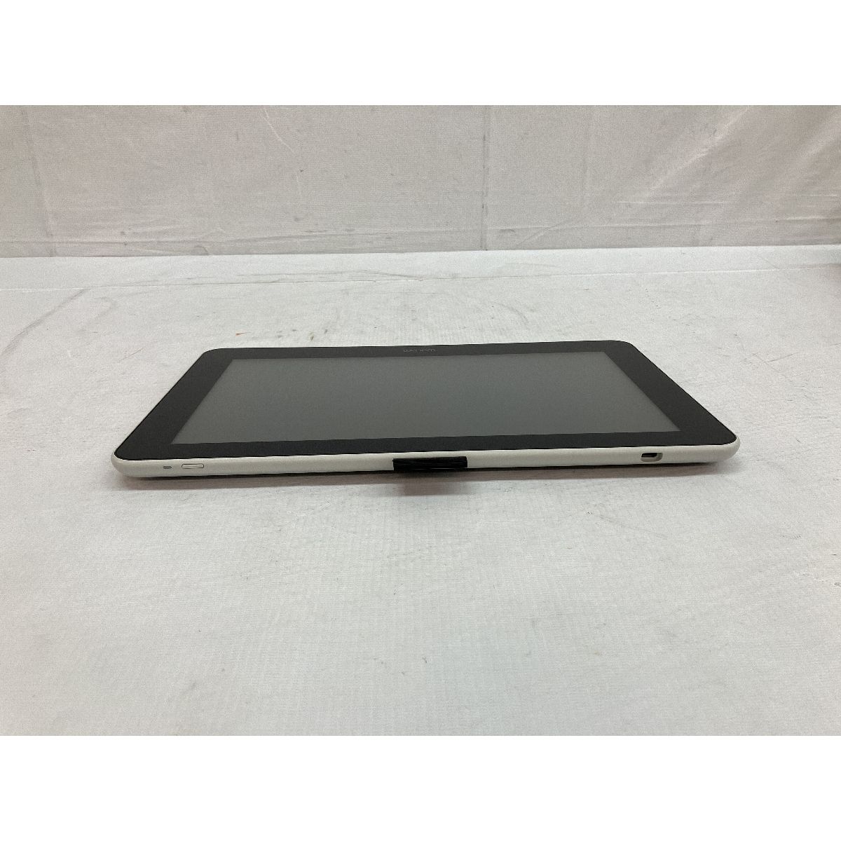 wacom DTC133