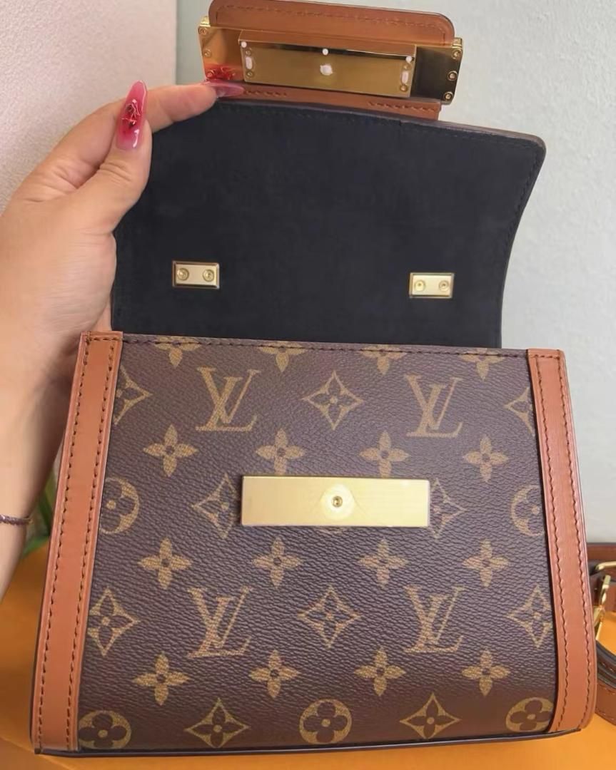 Louis Vuitton ドーフィーヌ ハンドバッグ