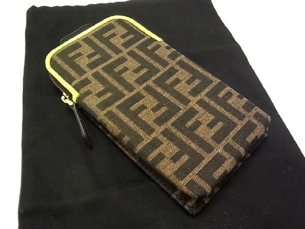 □新品同様□ FENDI フェンディ ズッカ柄 キャンバス×レザー フォン