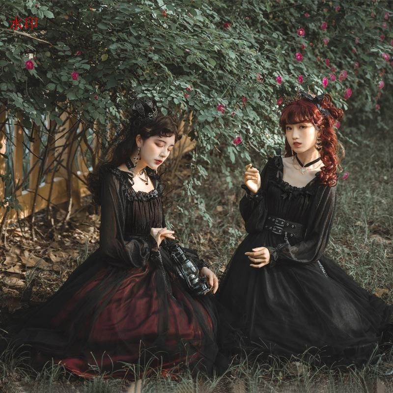 ゴシック 量産型 地雷系 コスプレ ロリータ ハロウィン コスプレ衣装 キャラクター衣装 コスチューム ゴスロリ ドレス ワンピース 仮装 レディース クリスマス イベント 学園祭 文化祭 日常 ファッション カッコイイ ショートスタイル ２色選択