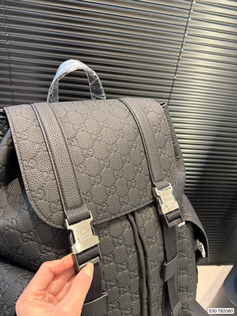 ファッション GUCCI