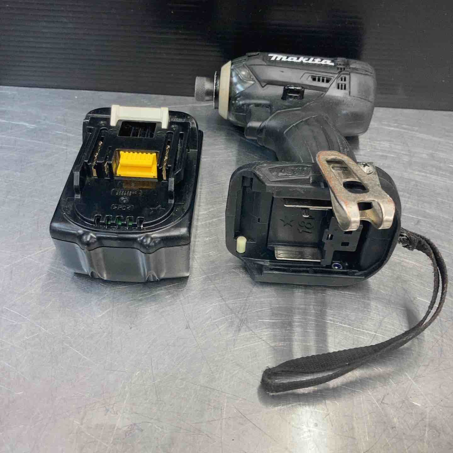 バッテリー1個付属