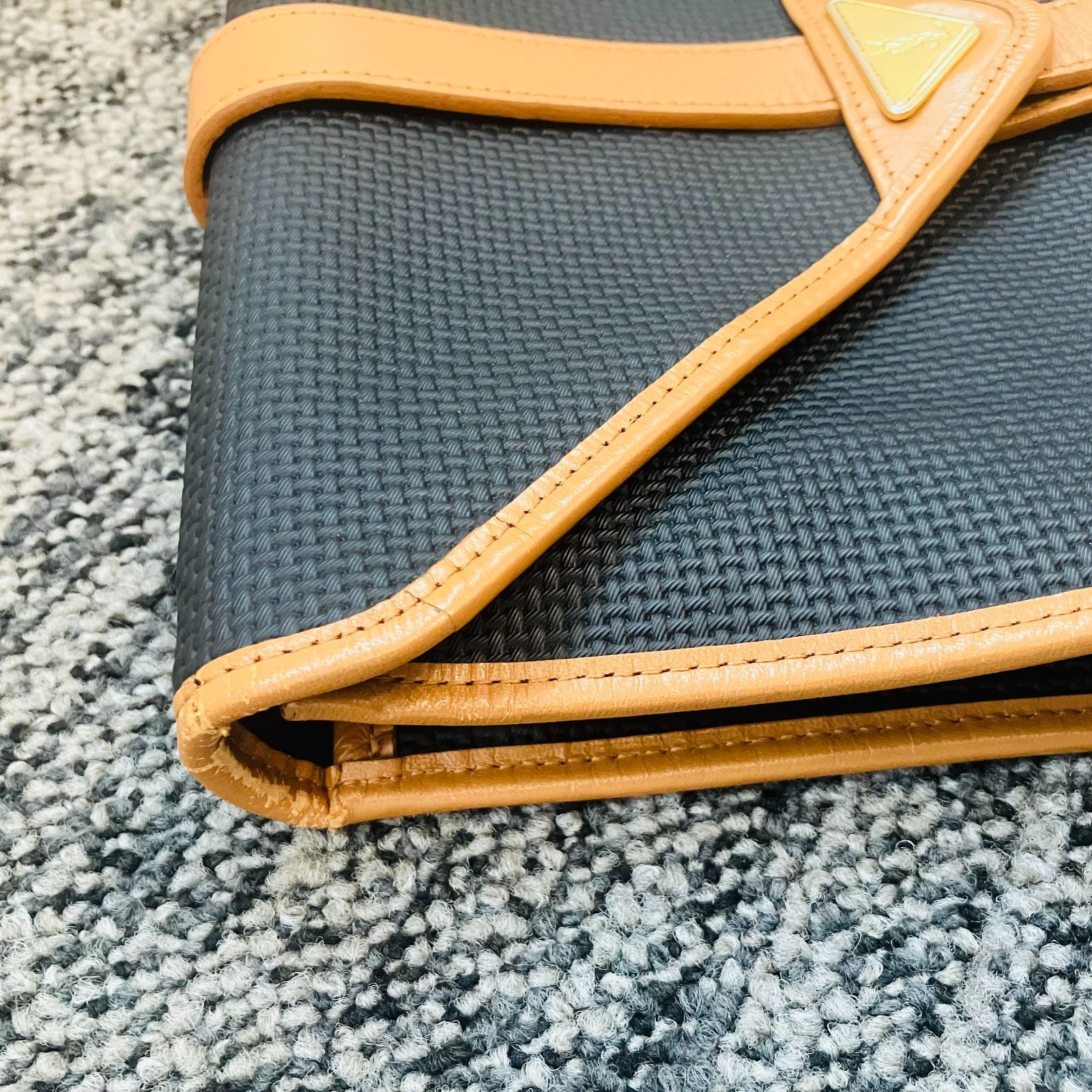 クラッチバッグ