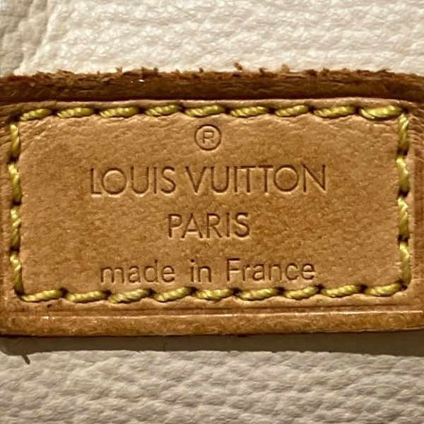 モノグラム スポンティーニ