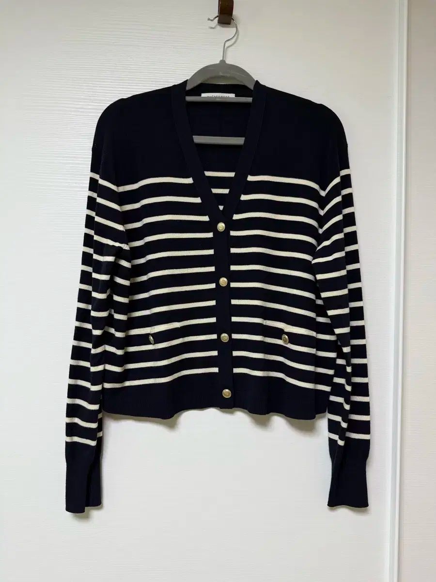 the CASHMERE ストライプカーディガン 24ss