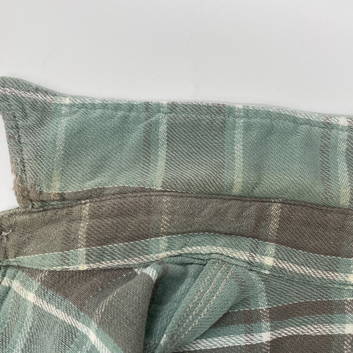 ﾁｪｯｸ柄 長袖ｼｬﾂ