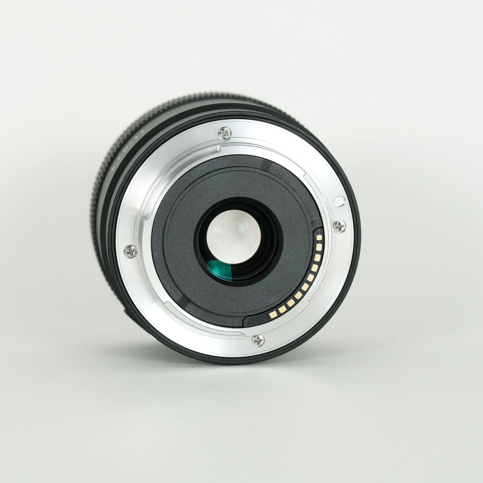 F1.8