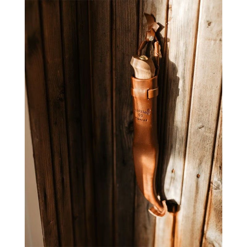  アウトレット Marttiini LUMBERJACK CARBON 127012 刃 10cm カーボンスチール ナロー タング 本革シース付 レザーシース ブッシュクラフト キャンプ用品 炭素鋼 ナイフ ケース フィンランド製 ランバージャック 北欧 キャンプ用品 ナイフ ツール アウトドア