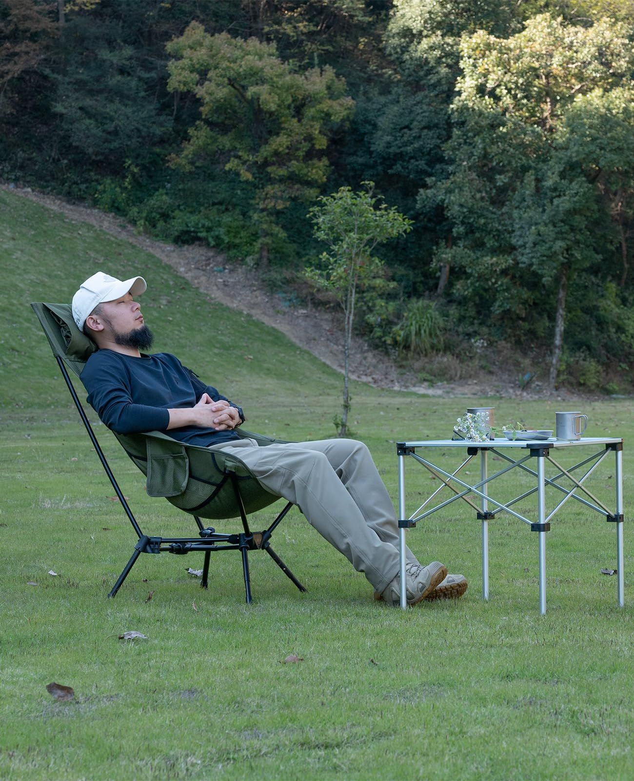 軽量 コンパクト 折りたたみ ビーチ沈み込み防止 安定 収納バッグ付き