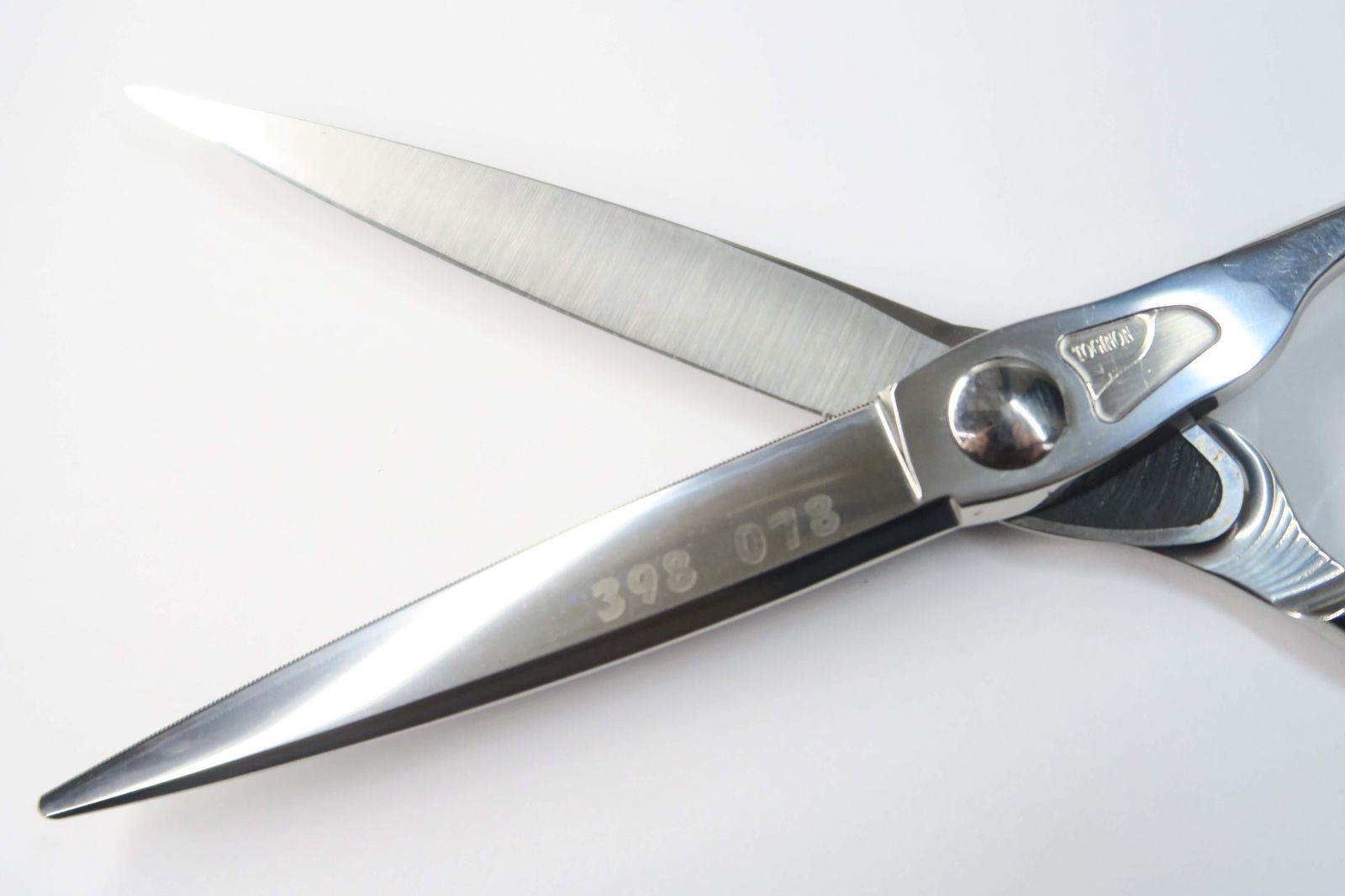 Bランク トギノン TOGINON マリンシャーク Marine Shark 6.8 シザー 美容師 理容師 6.8インチ 右利き H-10218 WWW_MAAHADDERANG_COM