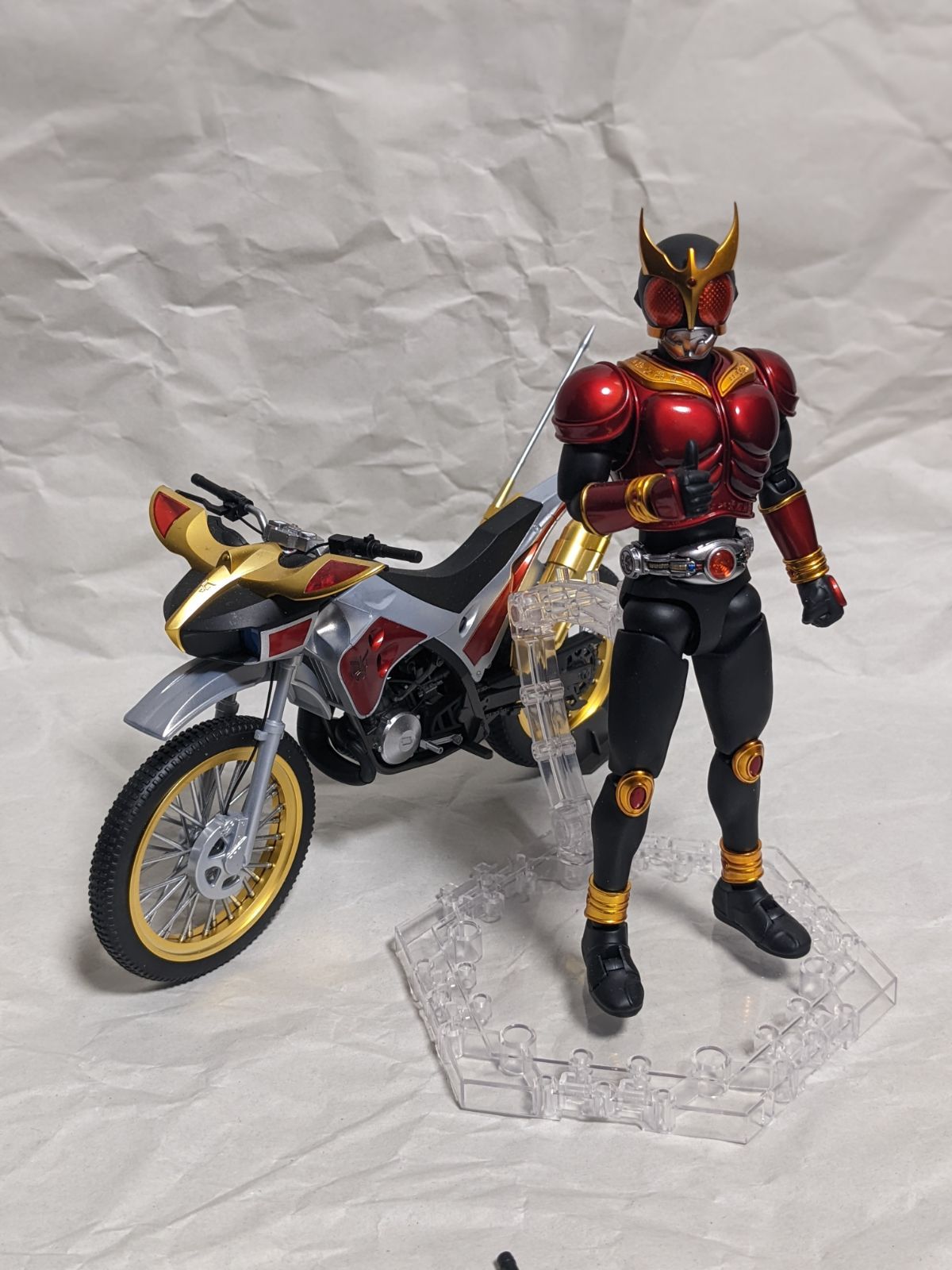 フィギュアライズスタンダード 仮面ライダークウガ+トライ