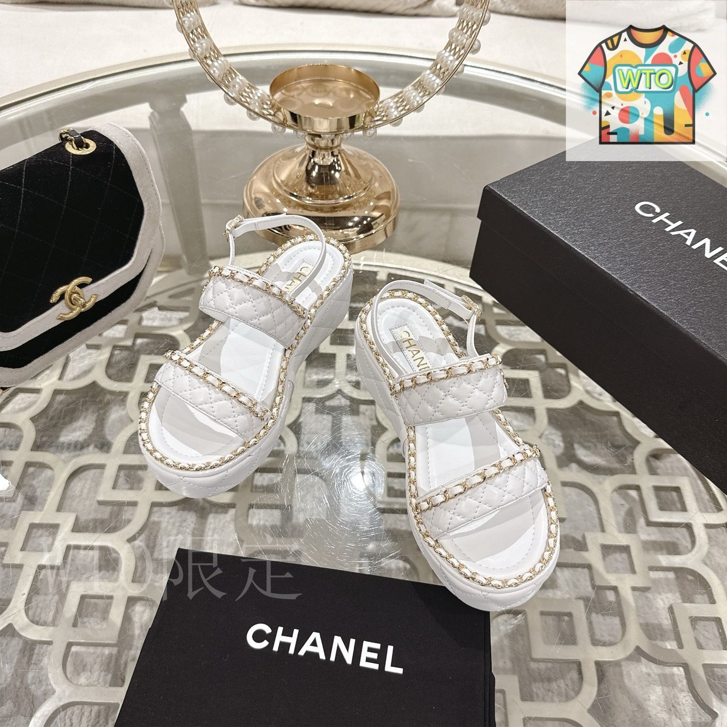 【CHANEL】キルティング　ビスチェ CHANEL シャネル チェーン クラッチバッグ ラムスキンAP2547