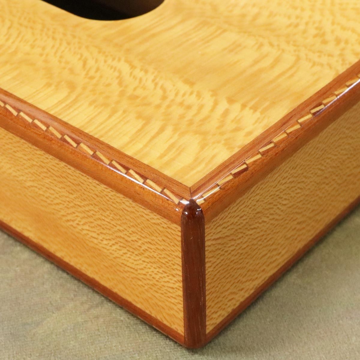 本物 新品同 エルメス 極希少 木製ウッドティッシュボックス 15cm×27cm 
