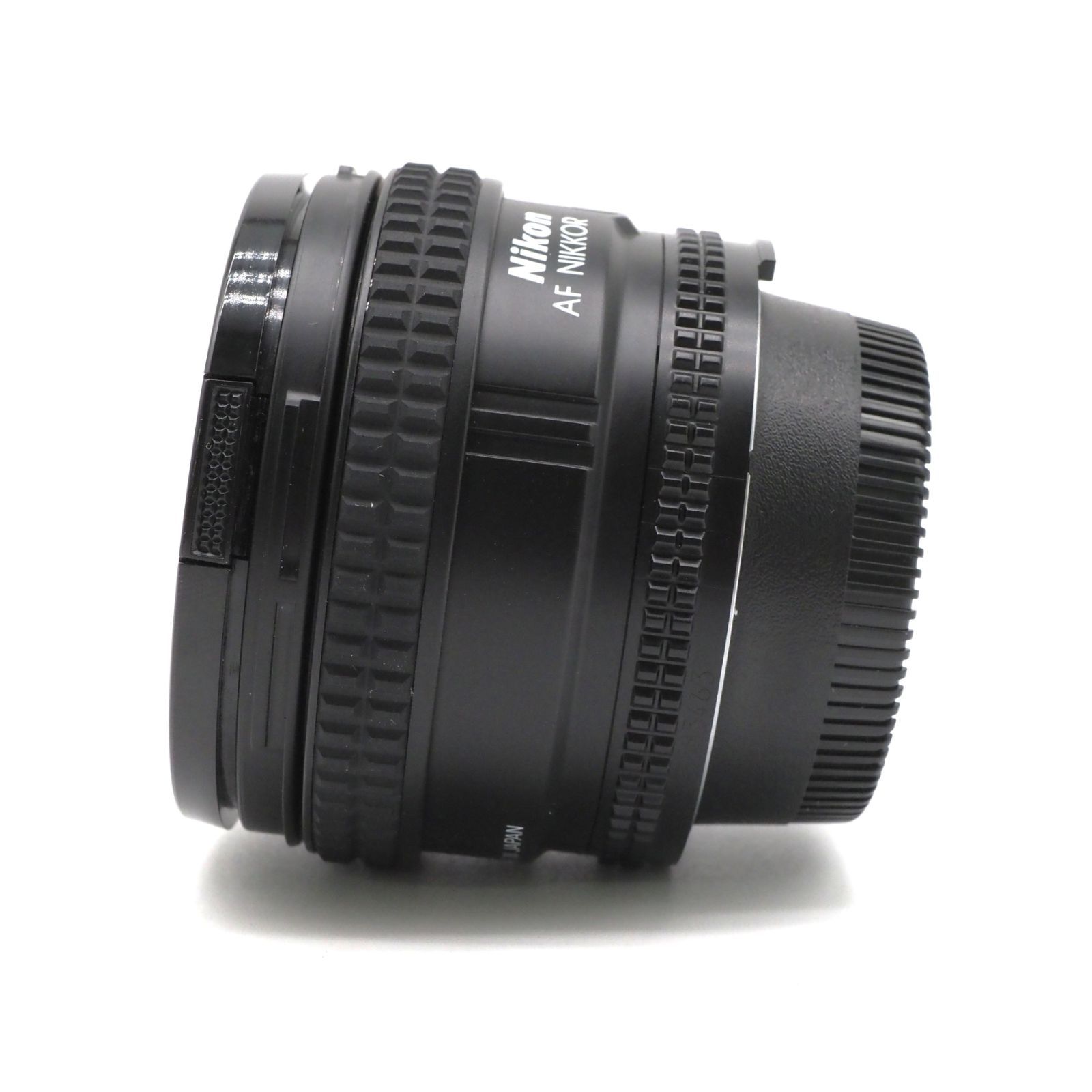 美品 Nikon AF Nikkor 20mm f/2.8 単焦点レンズ Amazon | Nikon ニコン AF NIKKOR 20mm F2.8 | カメラ用交換