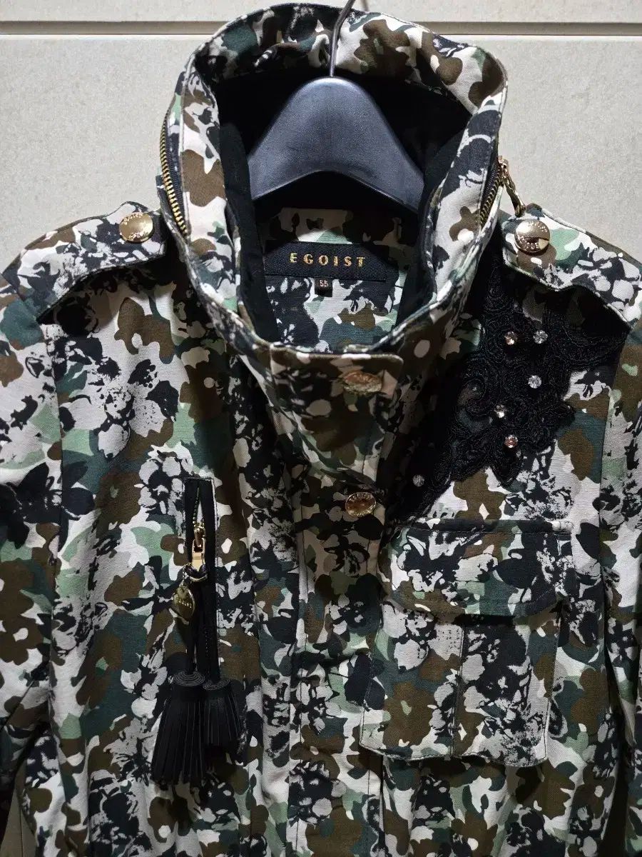 カモフラージュ マウンテンパーカー