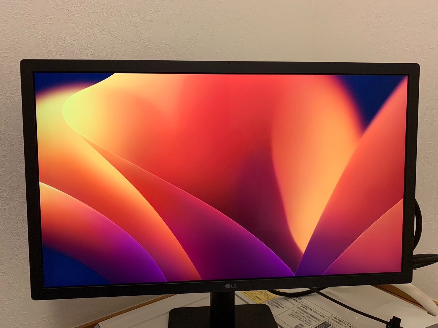 LG UltraFine 4K Display 22MD4KA-B 21.5