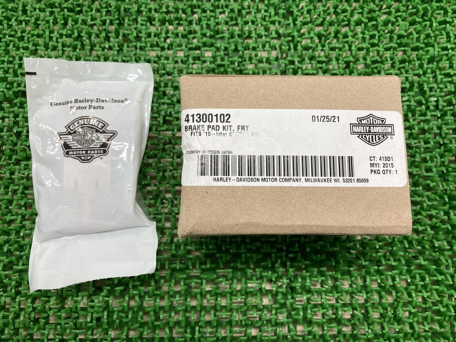 ソフテイル フロントブレーキパッド 41300102 ハーレー 純正 新品