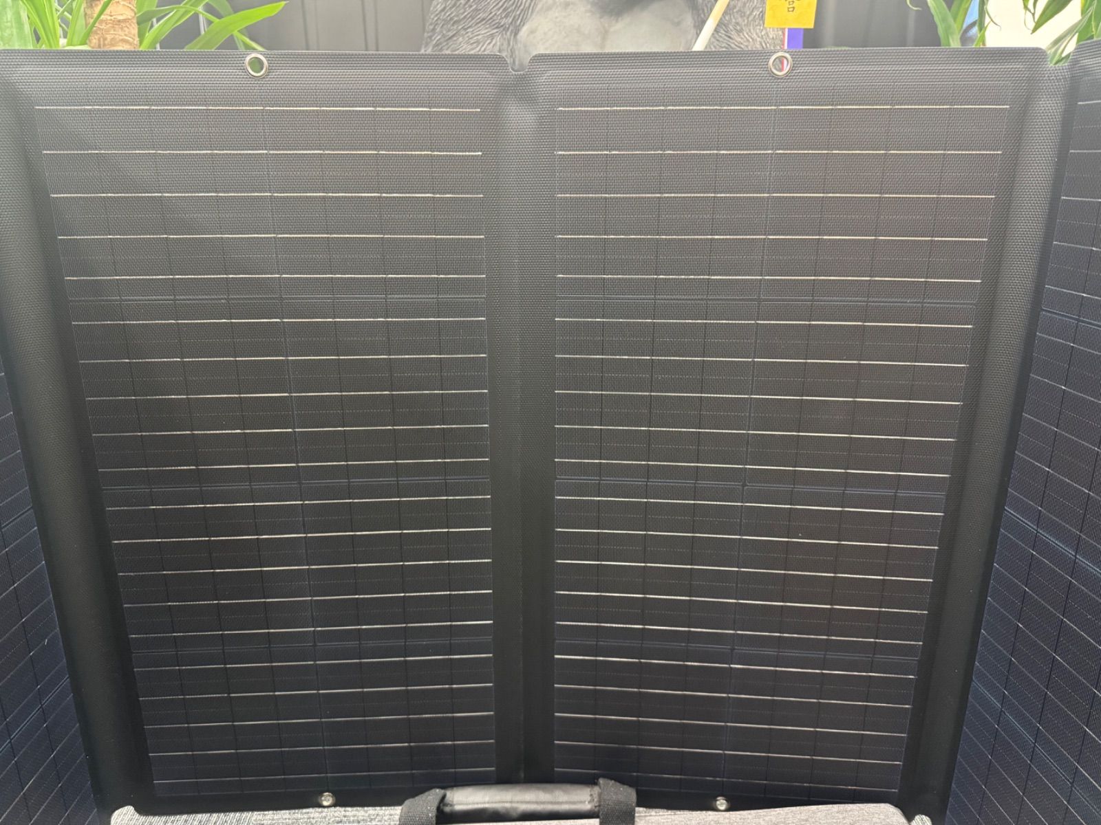 ︎ECO FLOW エコフローソーラーチャージャー ソーラーパネル EF SOLAR160W EF-FLEX-160