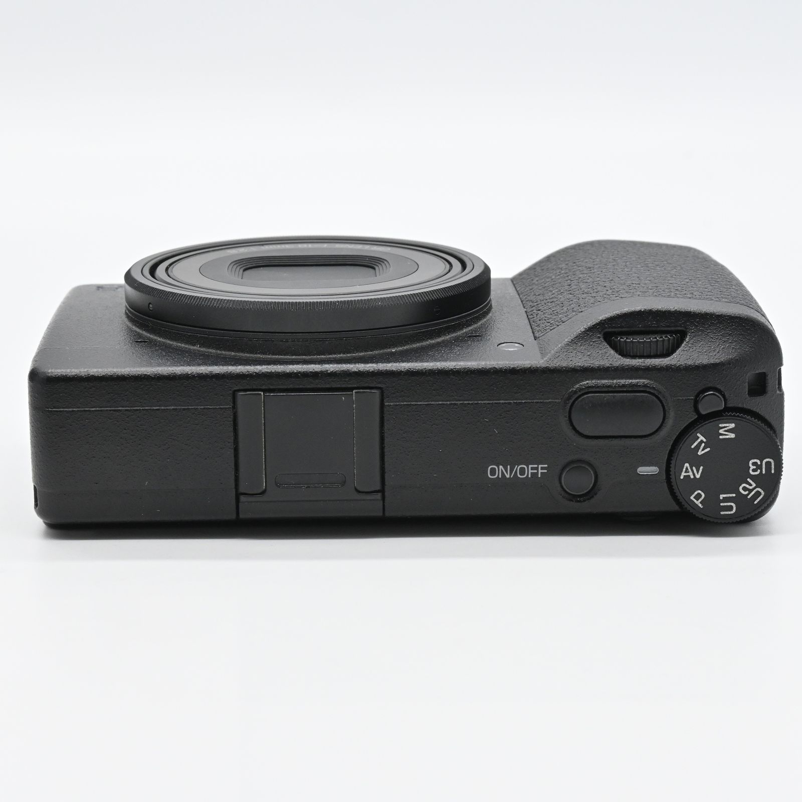 RICOH GR Ⅲ 展示品 メーカー保証付き - メルカリ