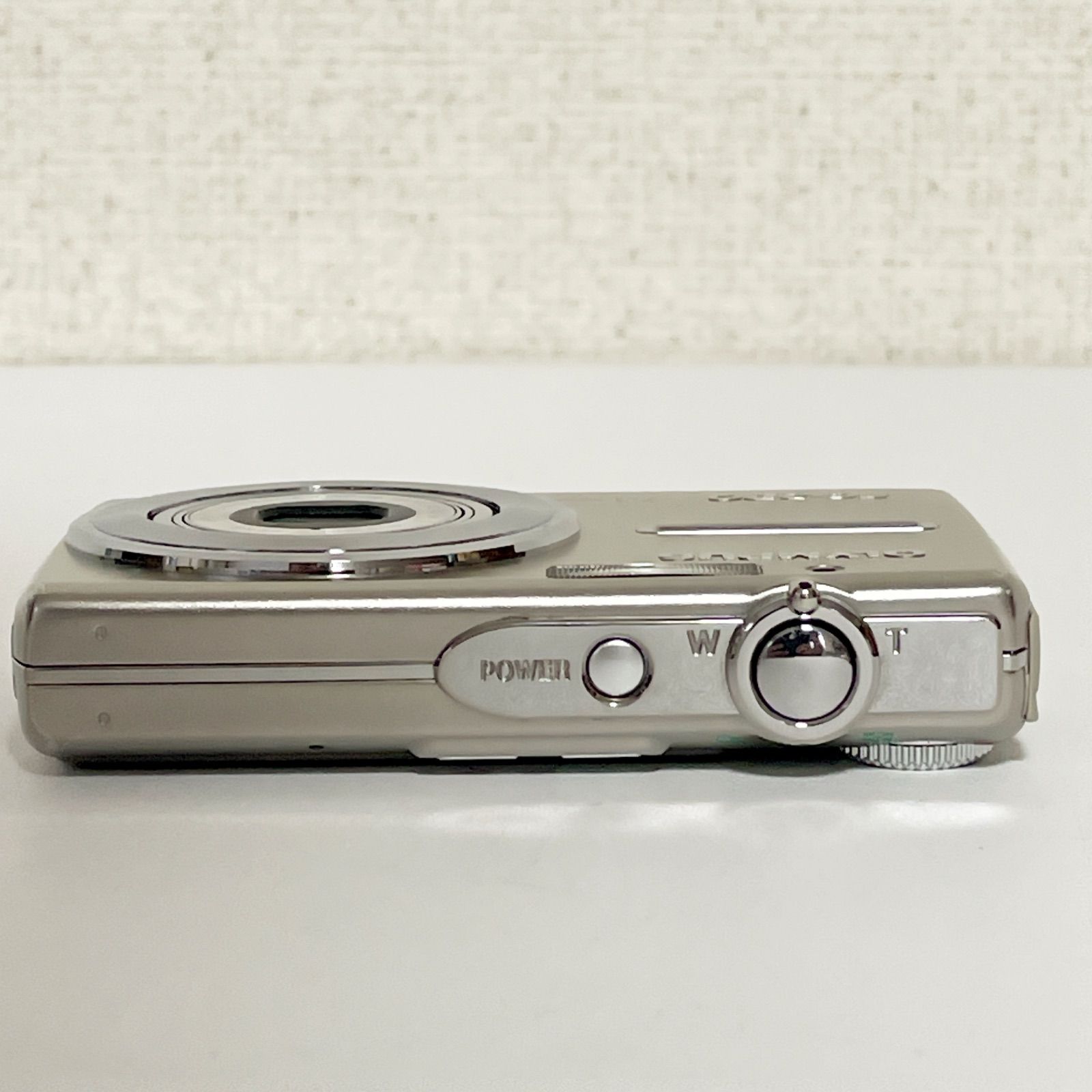 OLYMPUS FE-230 デジカメ 710万画素 シルバー