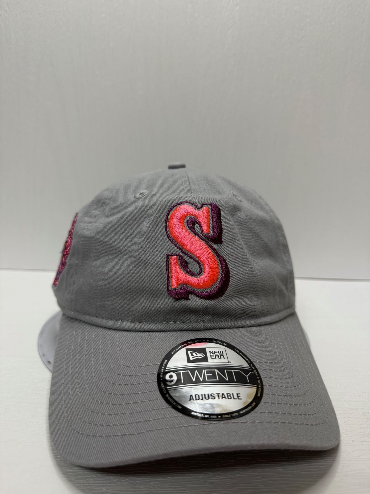 Newera シアトルマリナーズ 35thアニバーサリー 9twenty ストラップバックキャップ グレーカラー