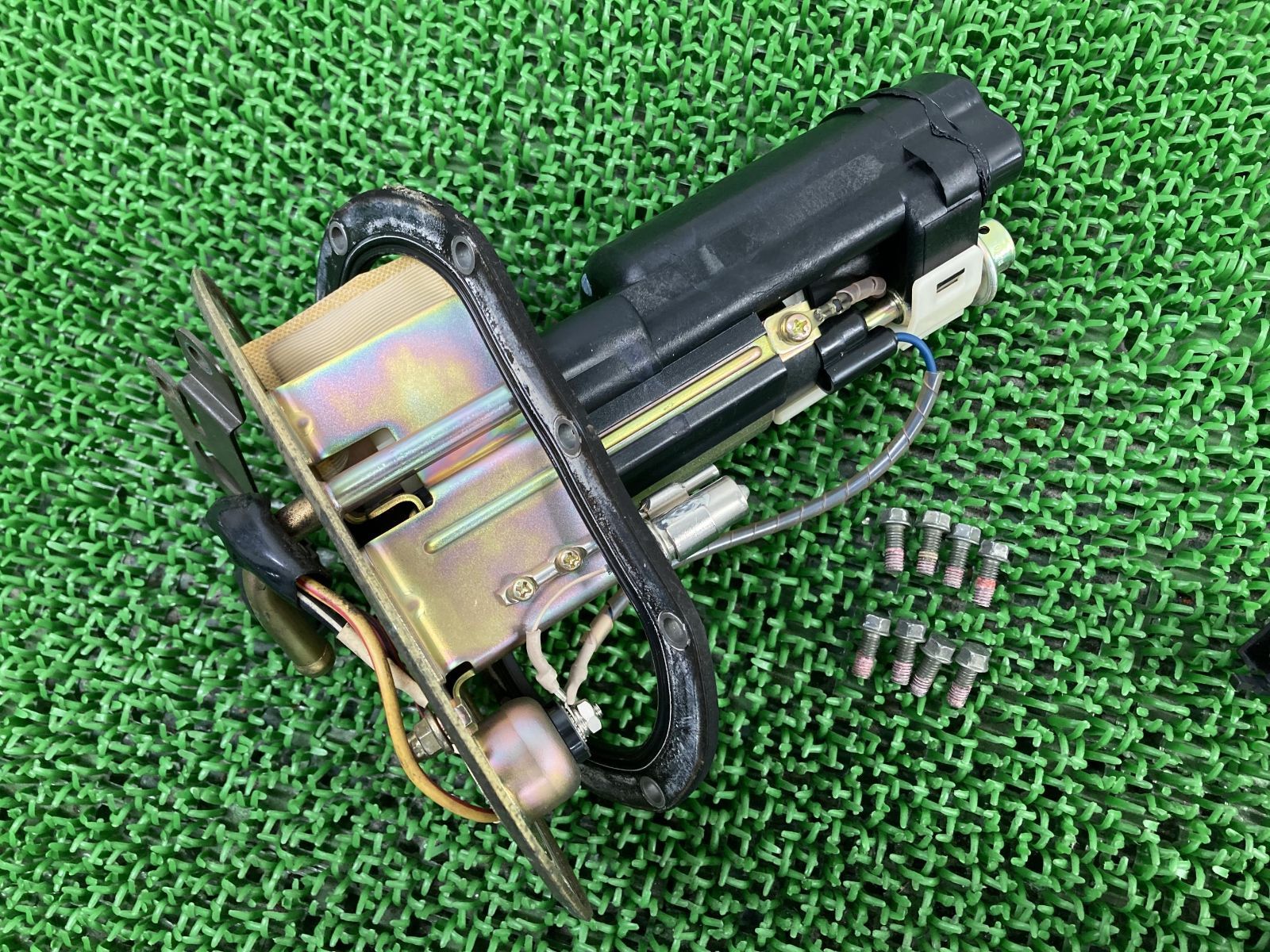 ZX-12R フューエルポンプ タンクキャップ カワサキ 純正 中古 バイク 部品 ZXT20B 燃料ポンプ 割れ欠け無し 品薄 希少品 車検 Genuine
