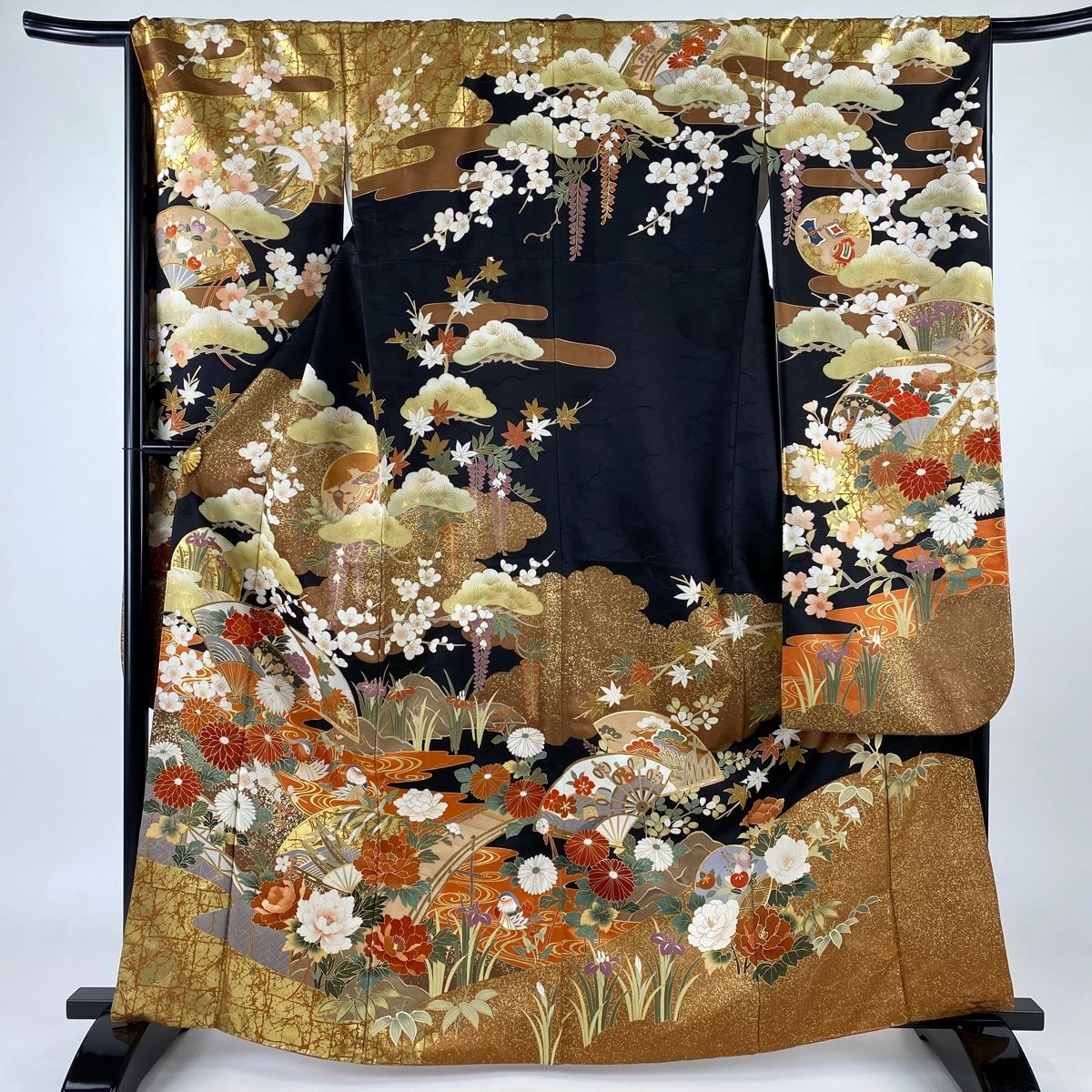 振袖　正絹　黒地　身丈165㎝ 振袖 身丈165cm 裄丈67.5cm L 袷 落款 草花 扇 金彩 黒 正絹
