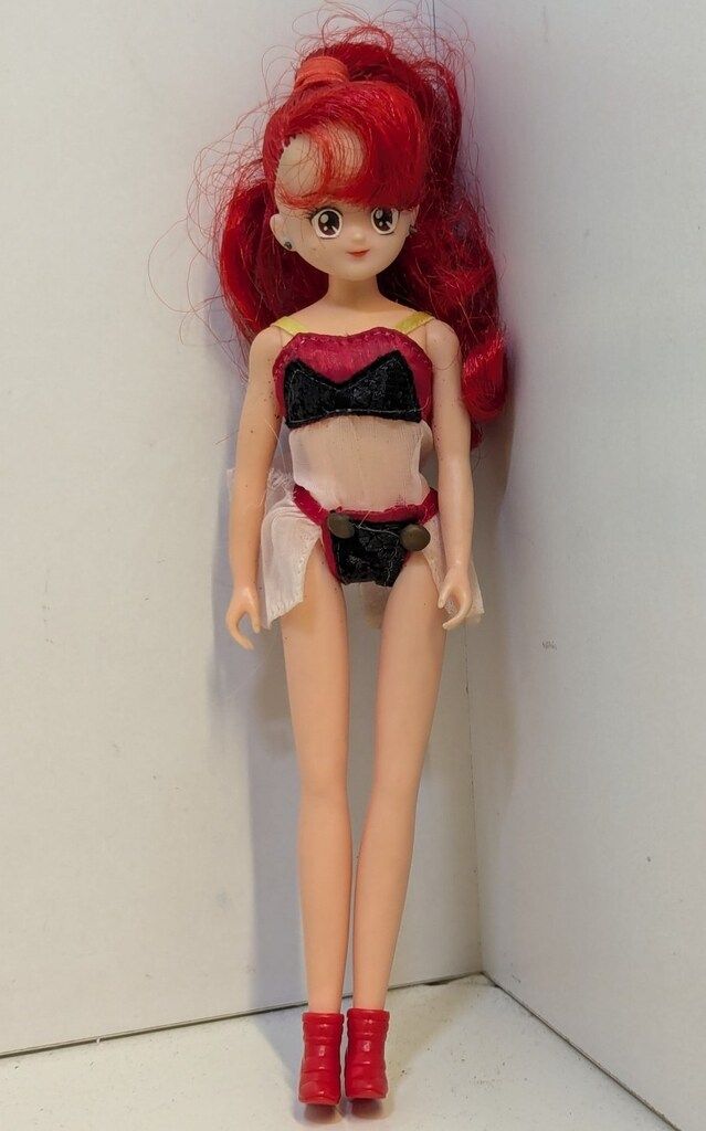 アマゾネスカルテット ベスベス ジュンジュン 29年前 バンダイ Amazon