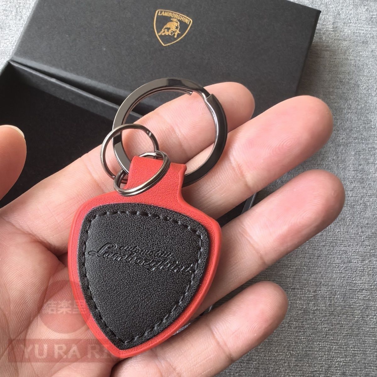 新品未使用】Lamborghini ランボルギーニ キーホルダー キーリング 箱 