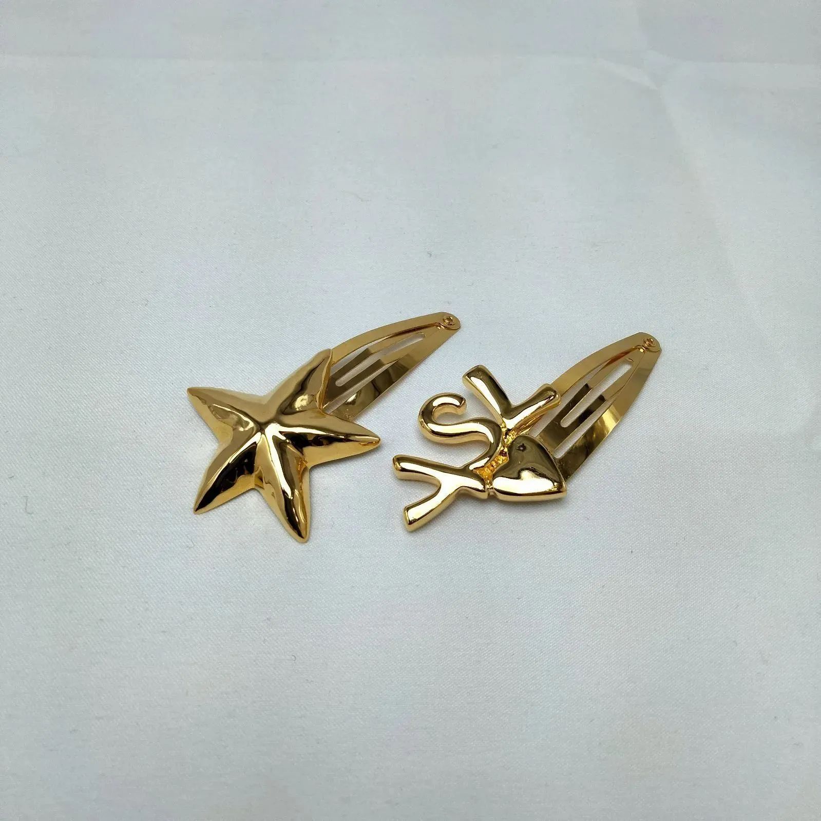 ✨️SAINT LAURENT✨️サンローラン YSL カサンドラヘアクリップセット