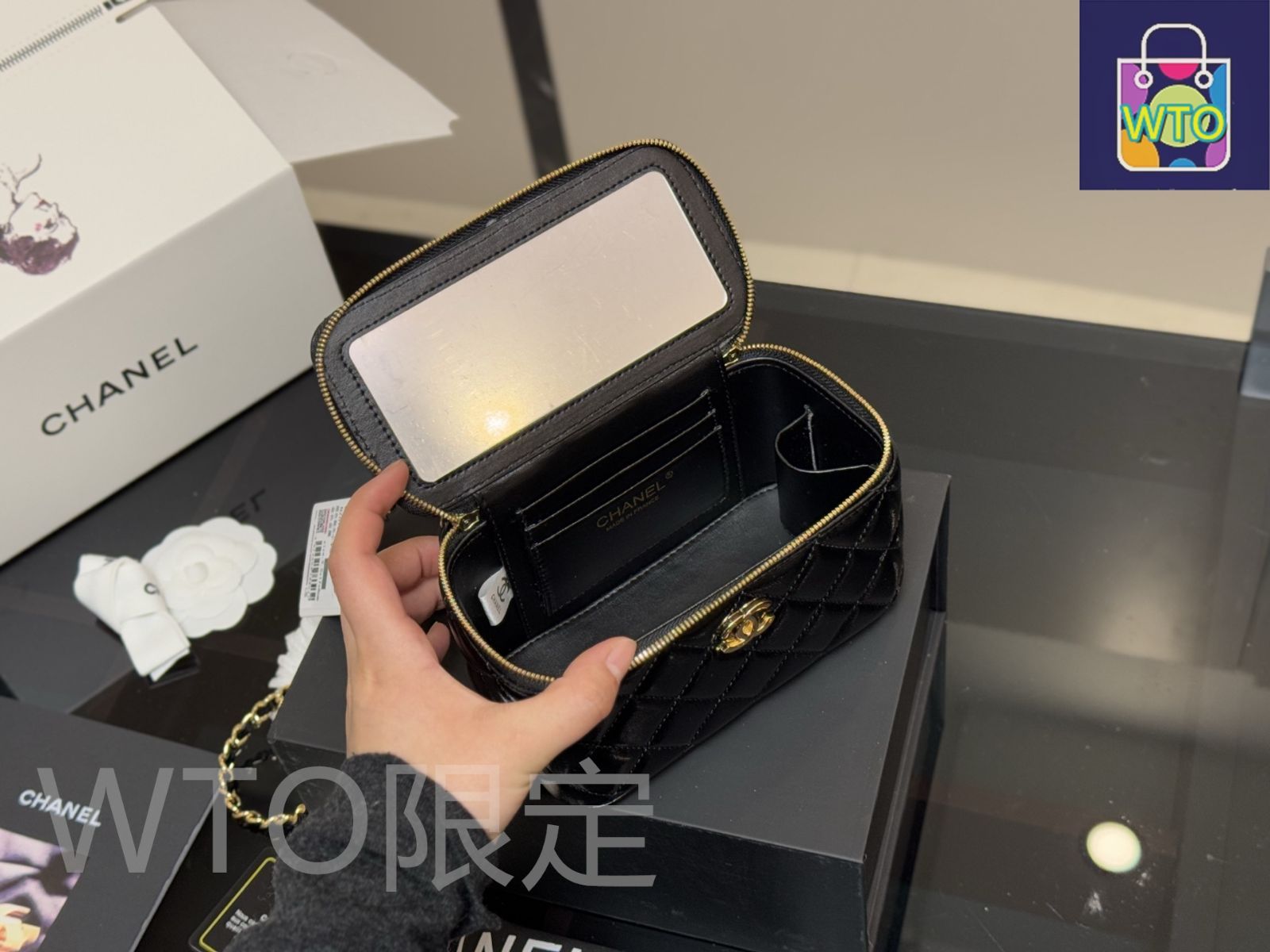 メル11800 今日特価】Chanel Makeup Case × ～17×11cm ハンドル メイク