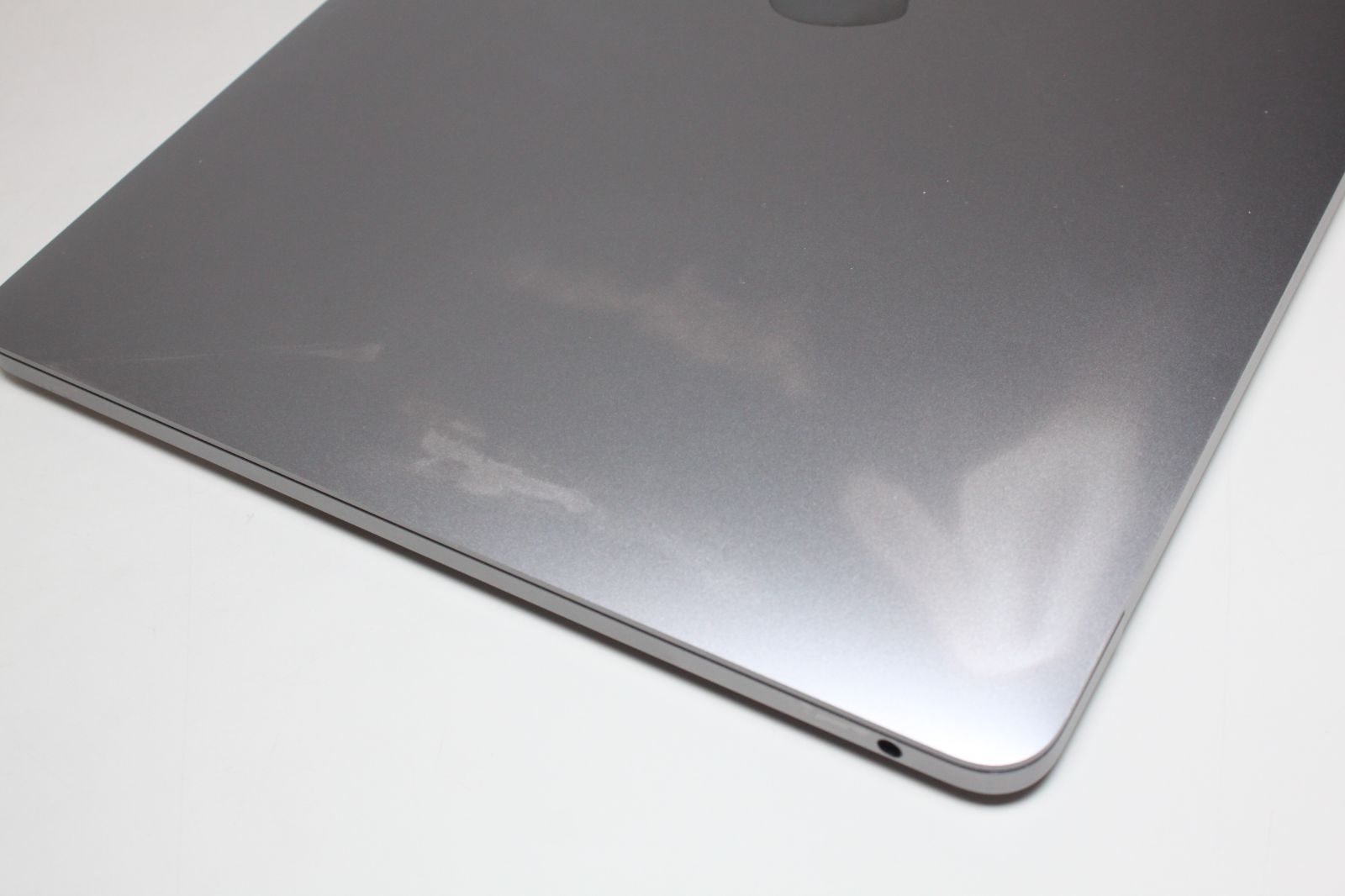 MacBook Pro（13インチ,2019,Thunderbolt 3ポート x 2）256GB/8GB 