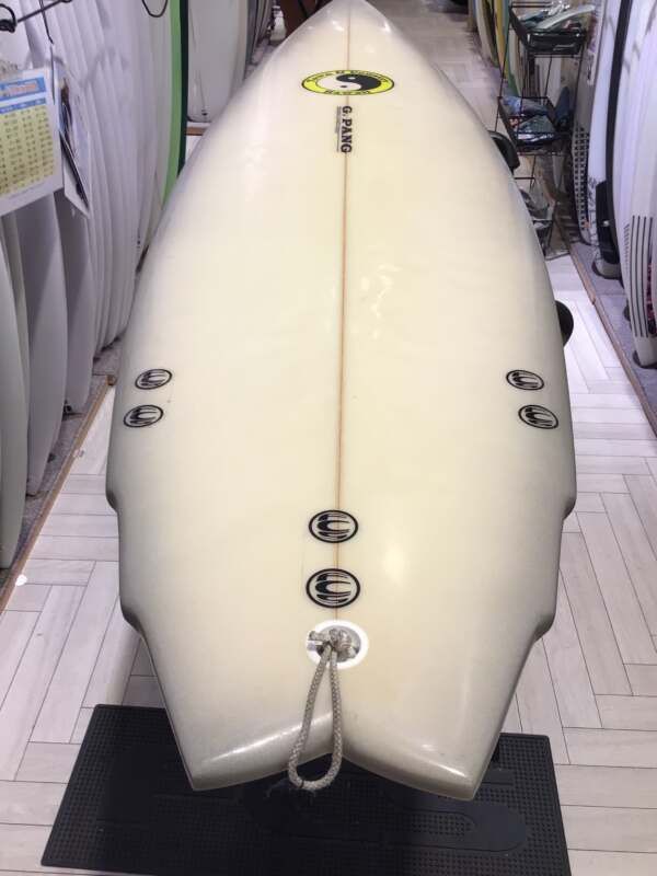 TOWN & COUNTRY 未使用サーフボード TOWN&COUNTRY】CRANKSHAFT5'7″ | ムラサキスポーツの中古バリュー