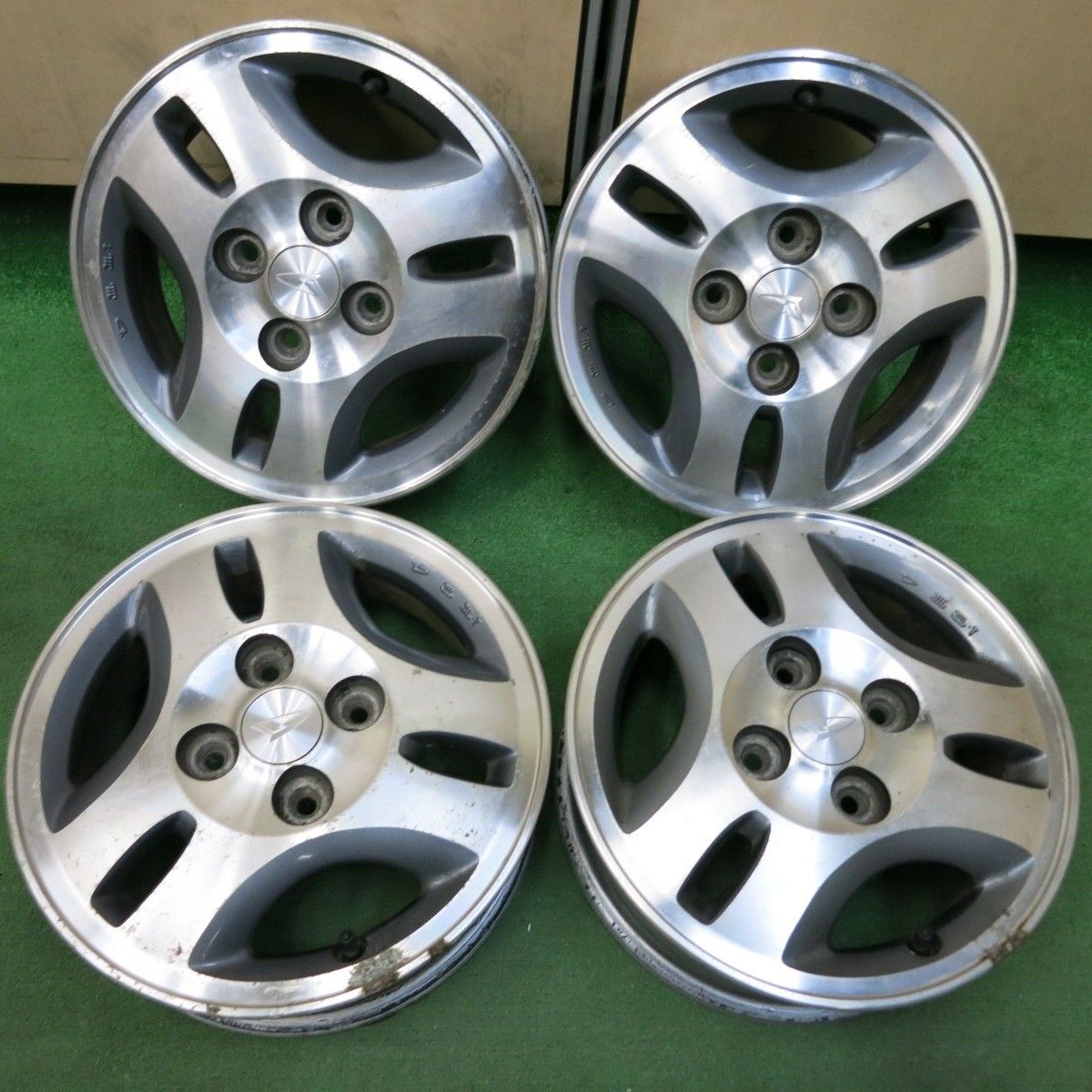 4本価格 ダイハツ ムーヴ 純正 ホイール 13インチ 13×4.50B PCD100|4H 4080706SYホ