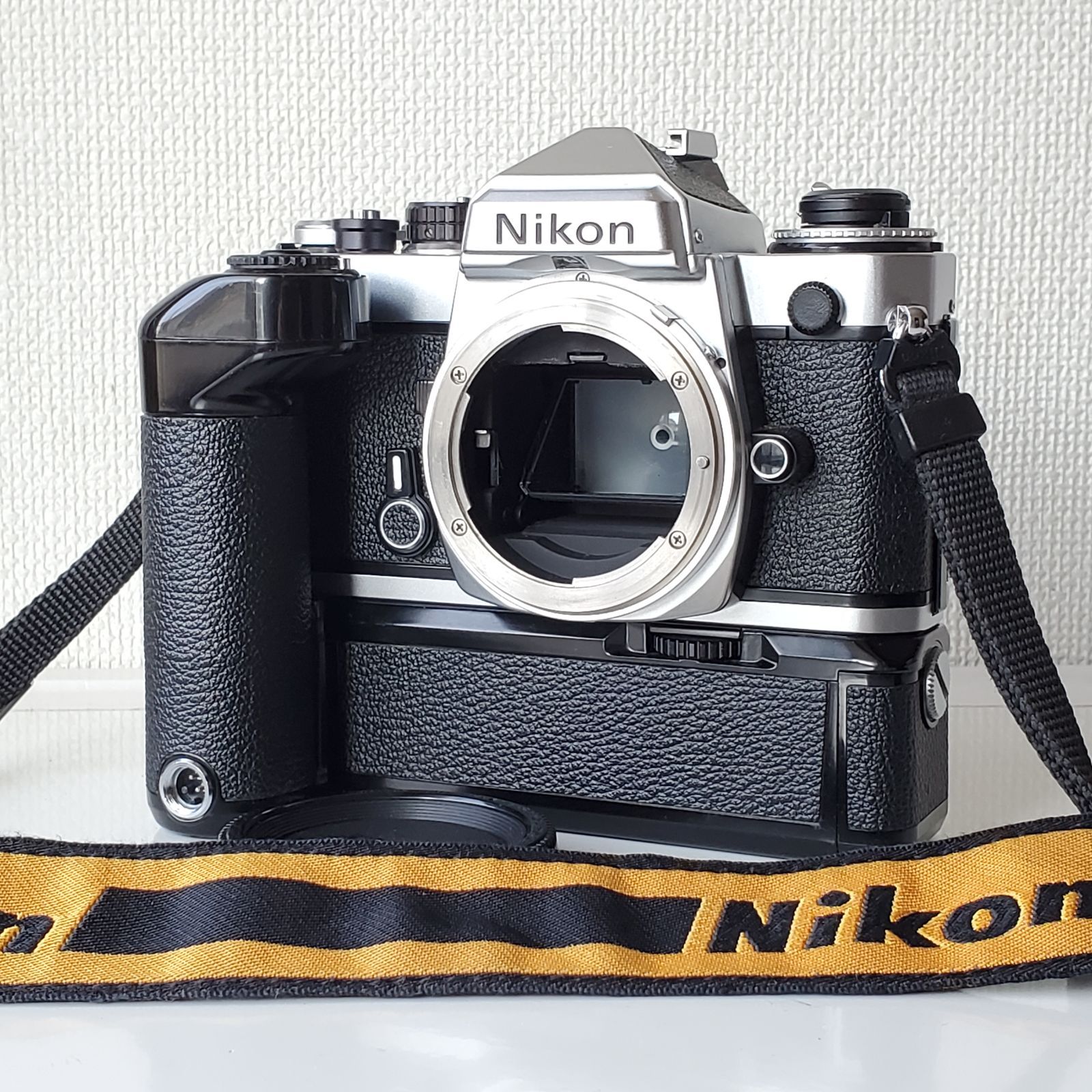 ニコン Nikon Auto D7000 ボディ フィルム アイレベル 絞り優先AE一眼