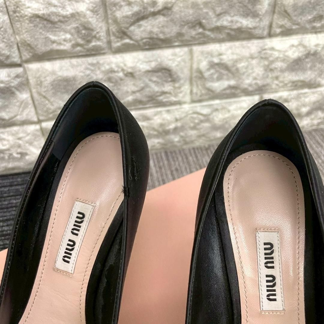 miumiu ミュウミュウ サテン ビジュー マルチカラー パンプス ブラック KIN-KAAI_COM