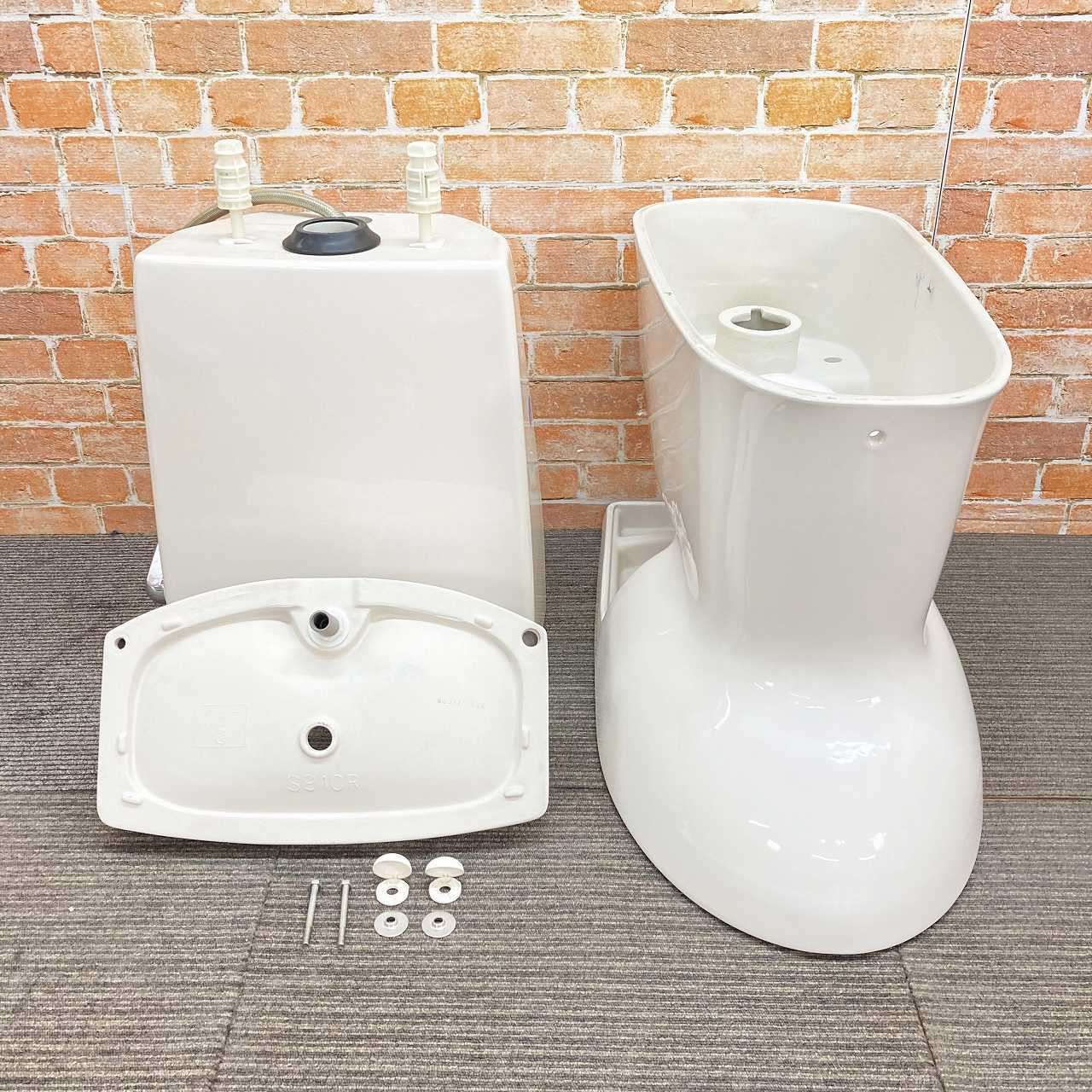 排水芯200mm とタンク