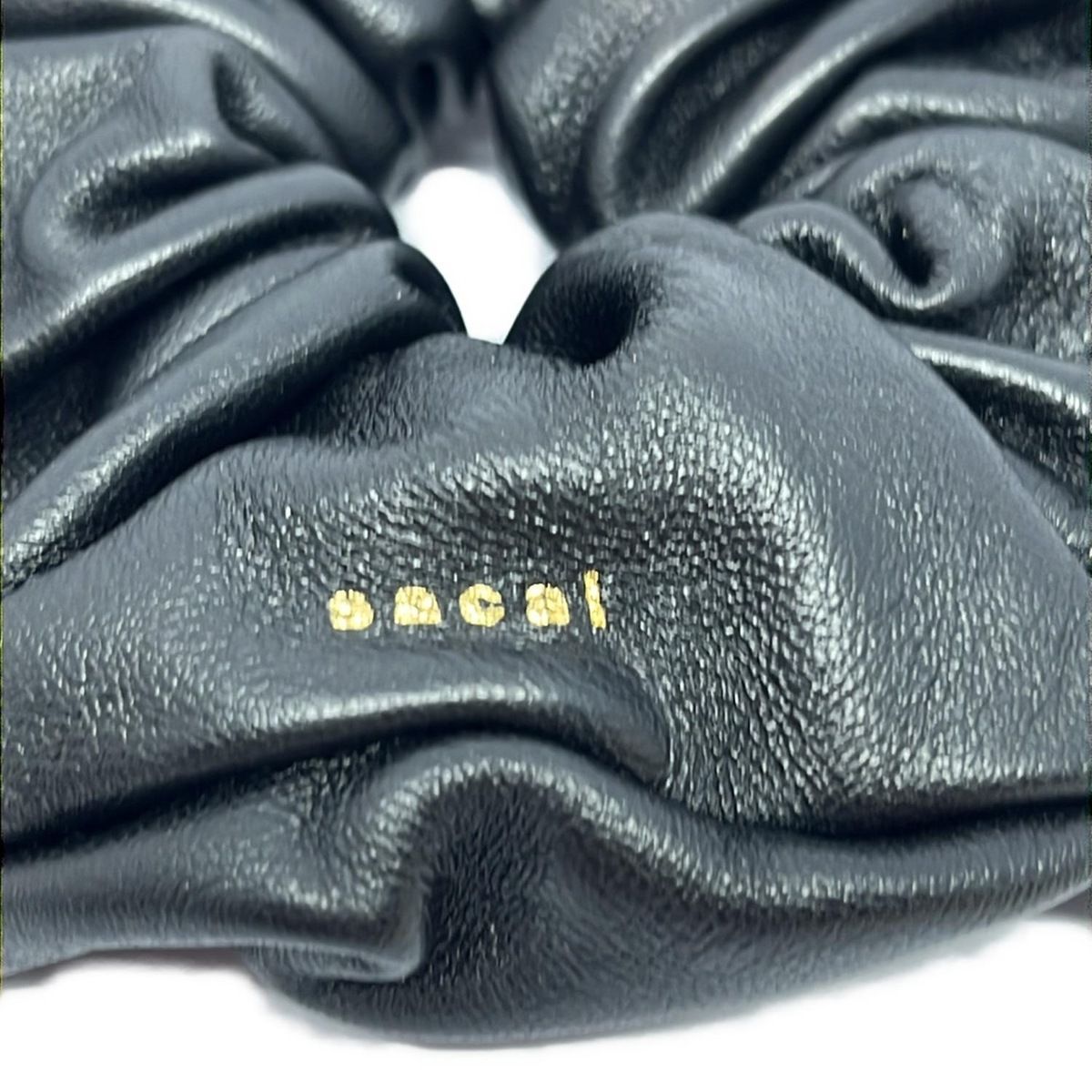 Sacai(サカイ) ポーチ美品 レザー スクランチー ポーチ 24-0855S