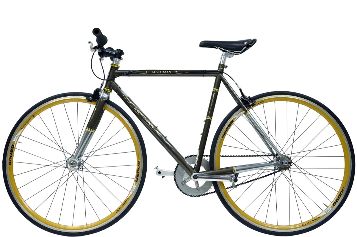 自転車本体 *SCHWINN* MADISON 2010 54size 自転車本体 *SCHWINN* MADISON 2010 M 54size SCHWINN* MADISON 2010 M