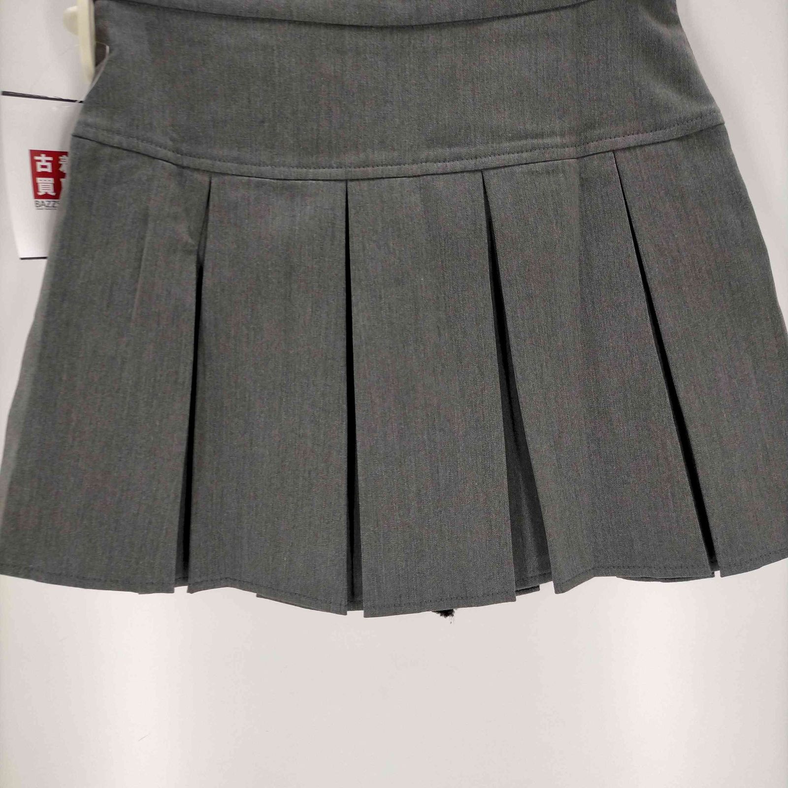 epine pleats mini skirt グレー　新品未使用 エピヌ epine pleats mini skirt レディース JPN：M - メルカリ
