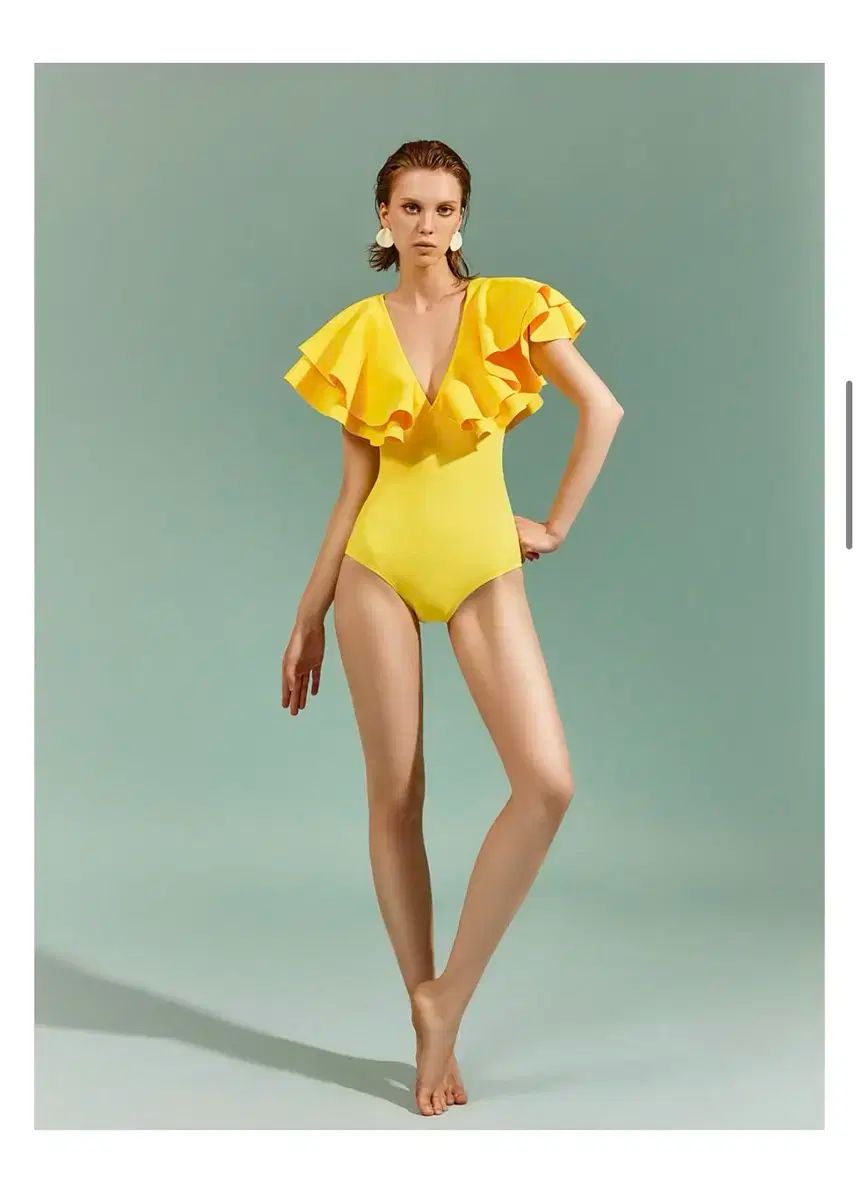 フリル ワンピース