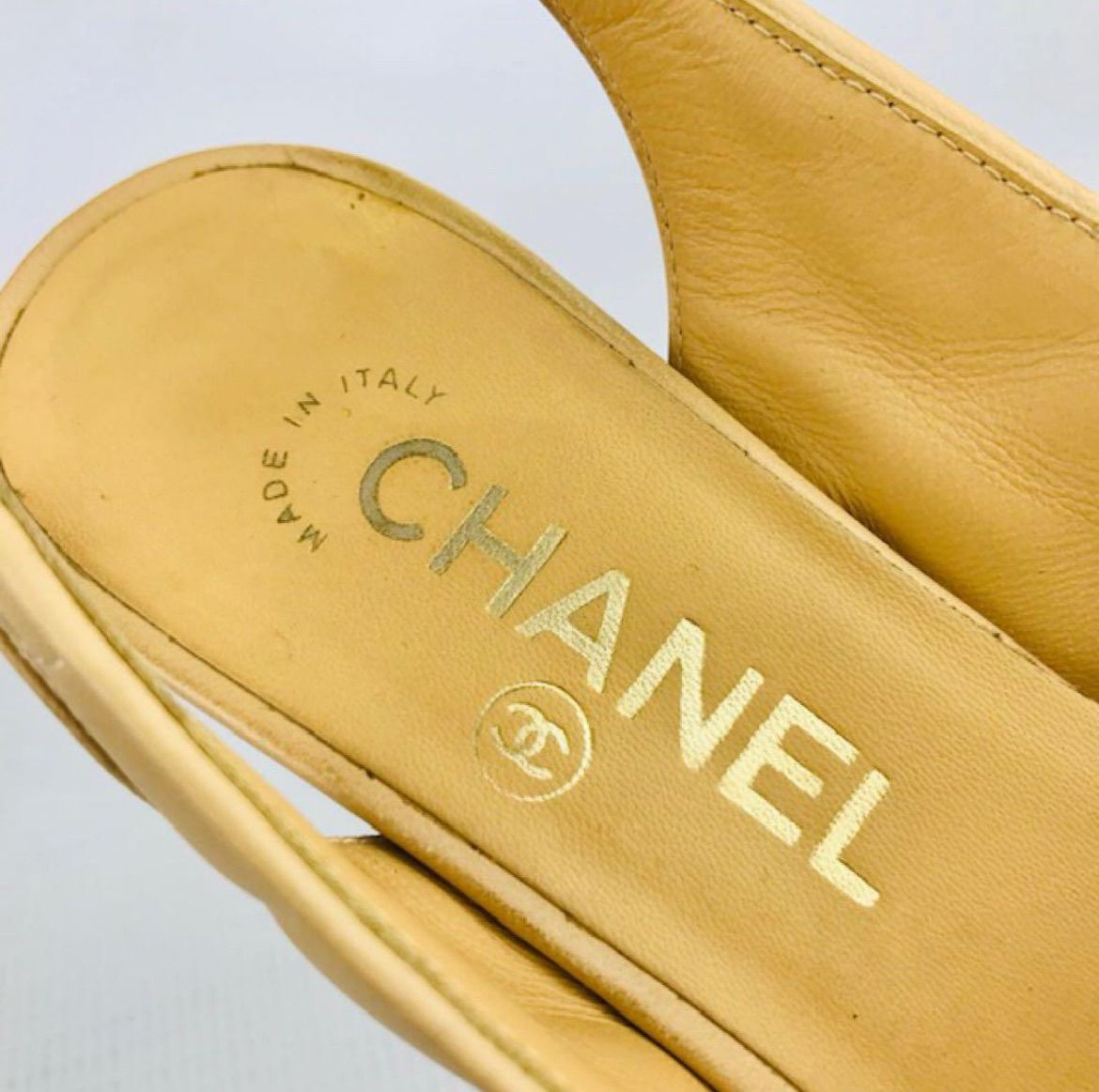 【美品】◆CHANEL◆シャネル サンダル 型押しレザー 刺繍 バイカラー 36 CHANEL☆シャネル・レディース レザー マトラッセ ココマーク