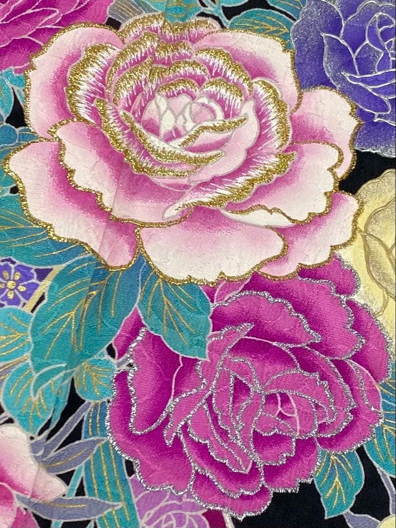 振袖 豪華 刺繍 金彩 薔薇 ふくれ織紋意匠 身丈169cm - メルカリ